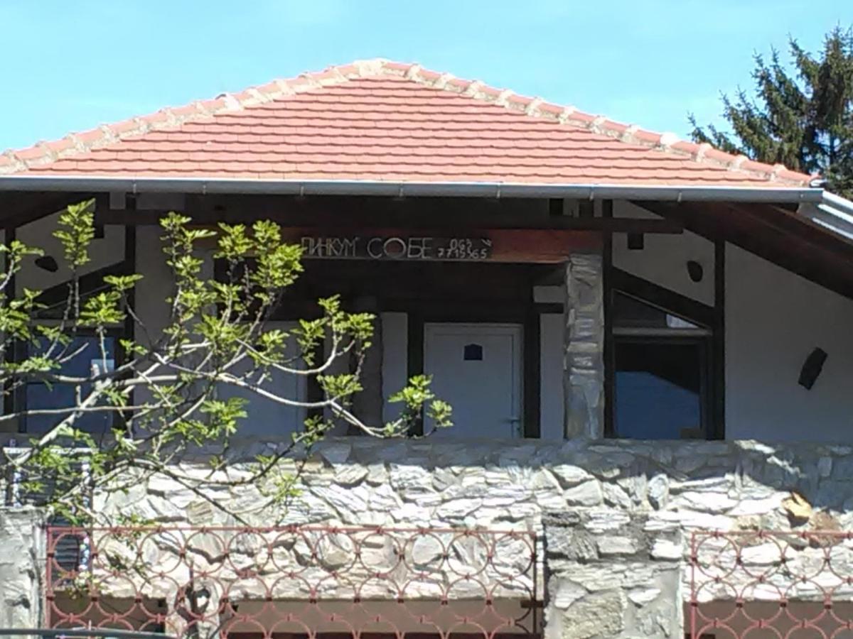 Apartmani Pinkum Veliko Gradište Esterno foto